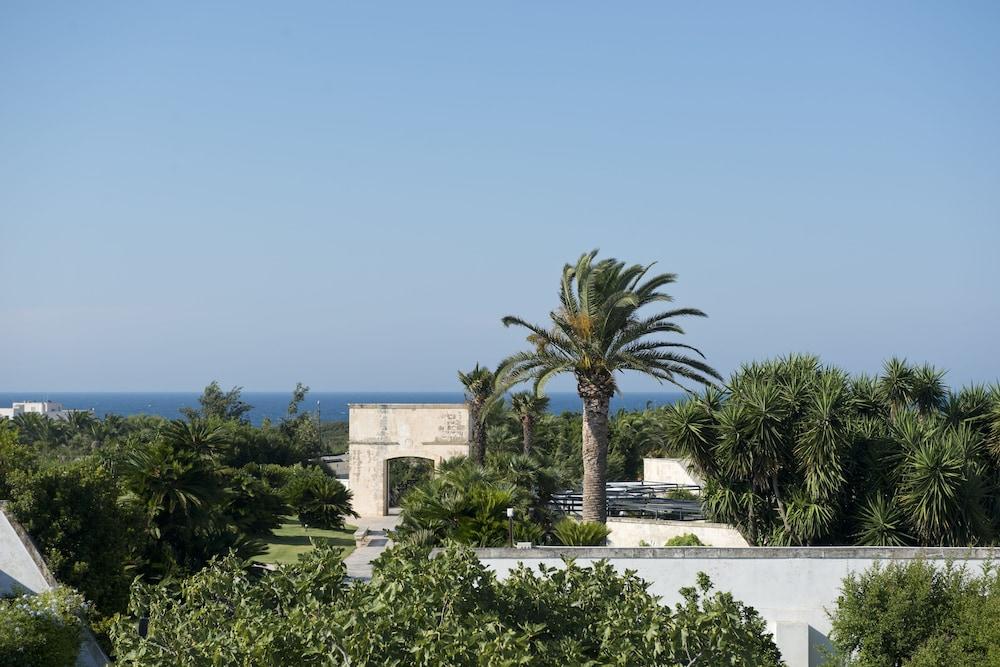 Grand Hotel Masseria Santa Lucia Остуни Экстерьер фото