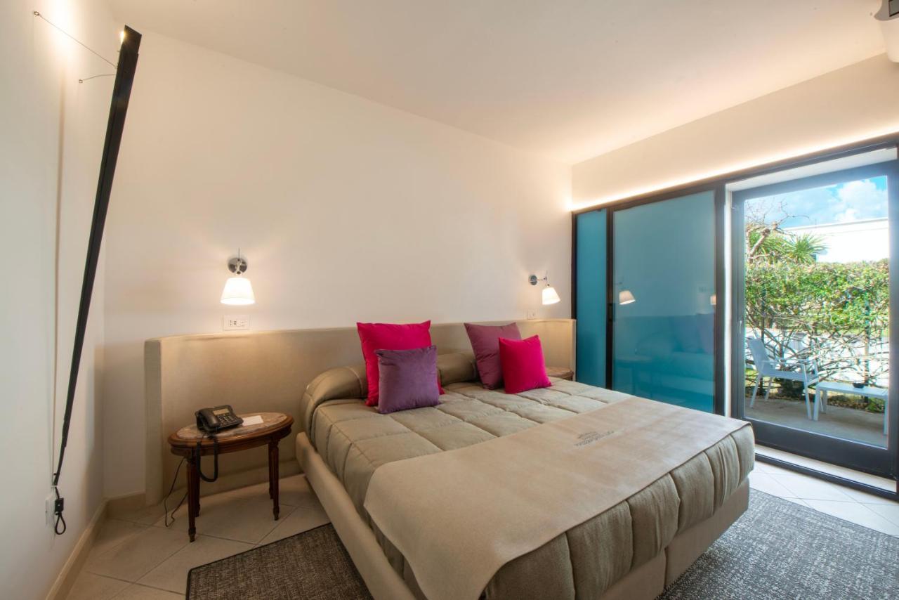 Grand Hotel Masseria Santa Lucia Остуни Экстерьер фото
