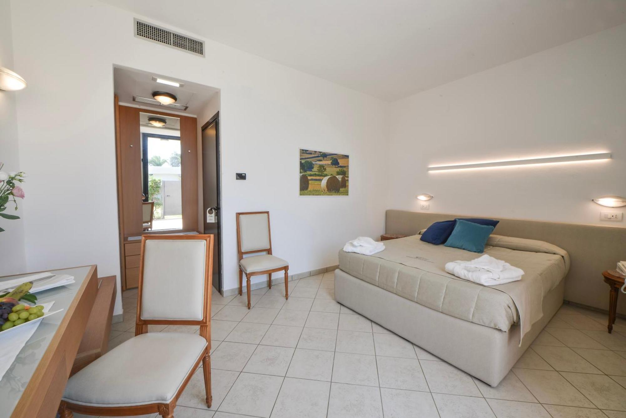 Grand Hotel Masseria Santa Lucia Остуни Экстерьер фото