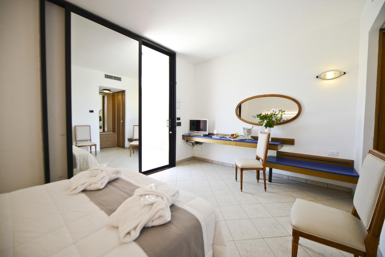 Grand Hotel Masseria Santa Lucia Остуни Экстерьер фото